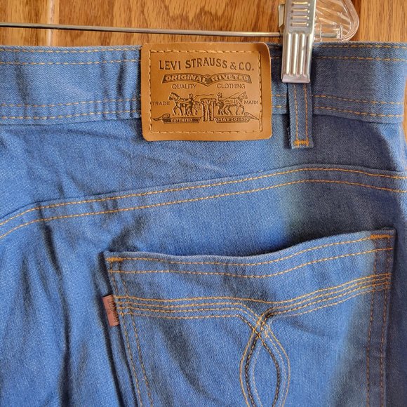 Levi Strauss & Co. Lightweight Jeans - Picture 3 of 4